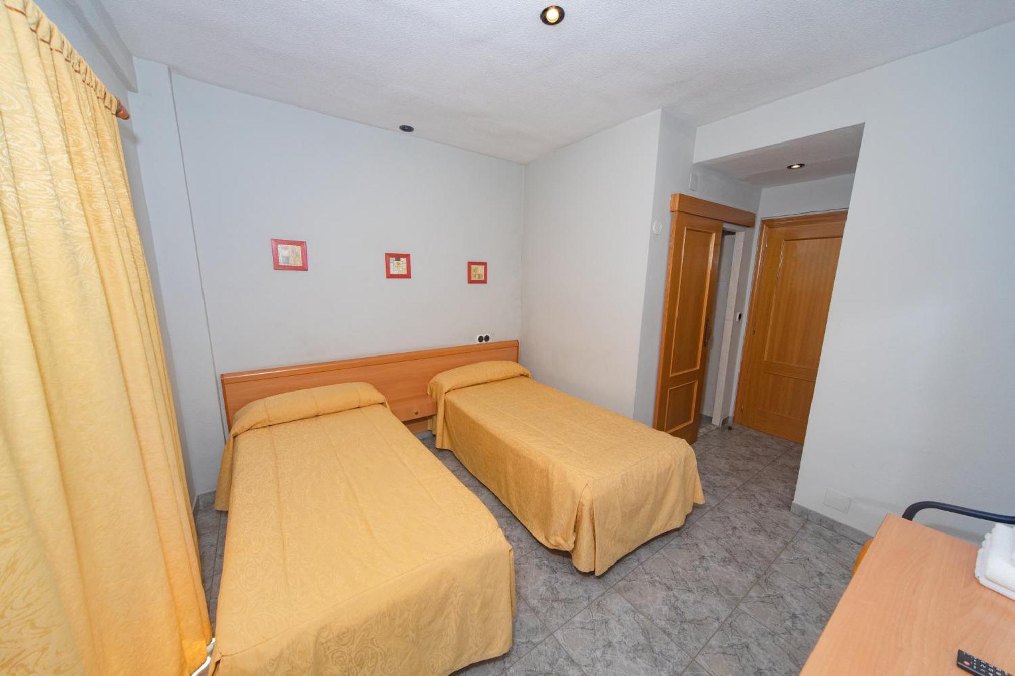 Hostal Virginia Favareta Dış mekan fotoğraf